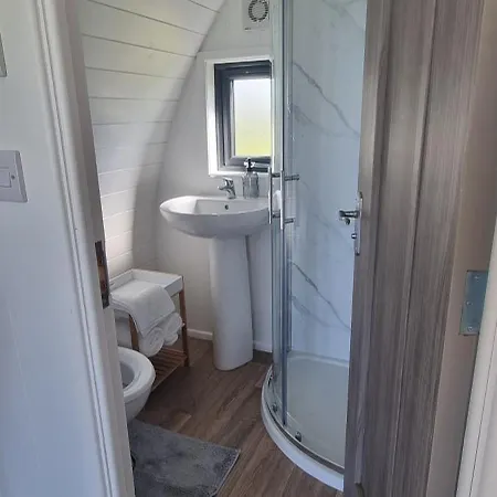 בית הארחה Coastal Hideaway Pod Fisherstreet